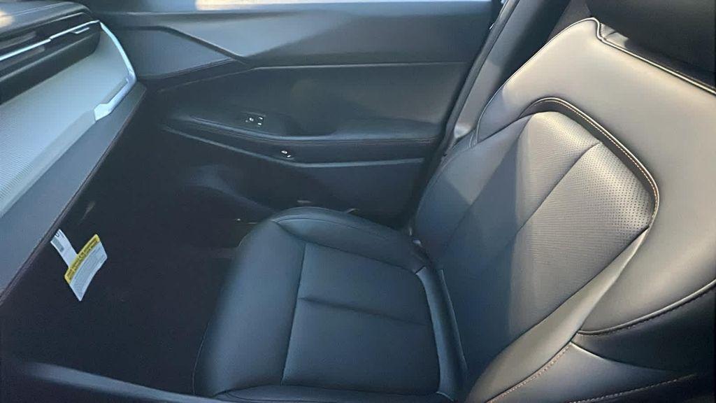 new 2026 Jeep Cherokee car, priced at $43,000