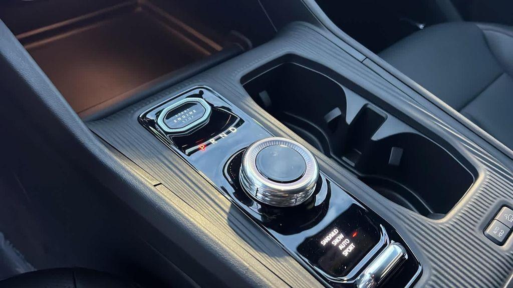 new 2026 Jeep Cherokee car, priced at $43,000