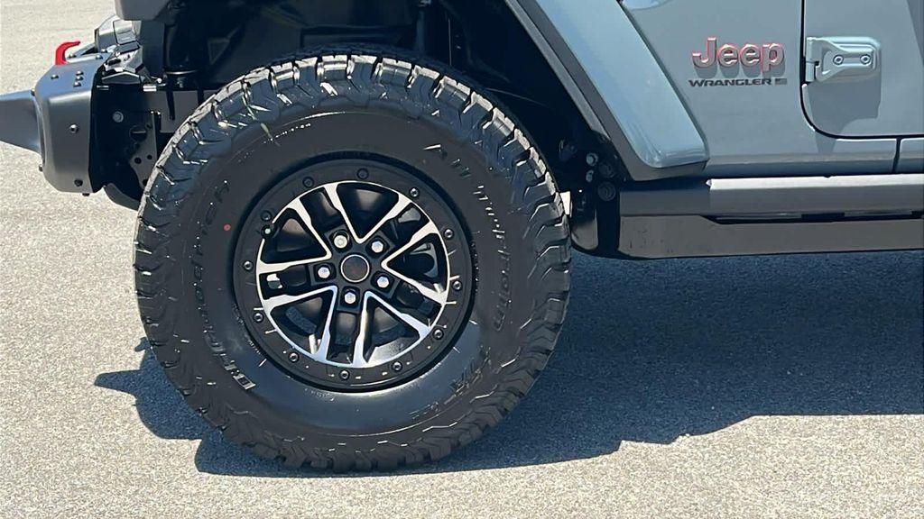 new 2026 Jeep Wrangler car, priced at $61,579