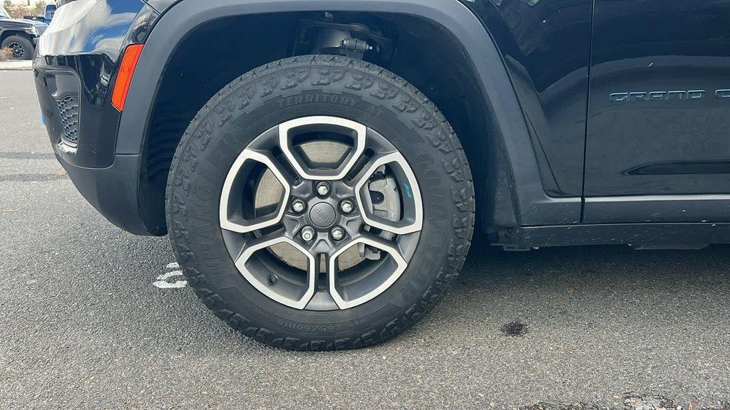 used 2022 Jeep Grand Cherokee 4xe car, priced at $28,980