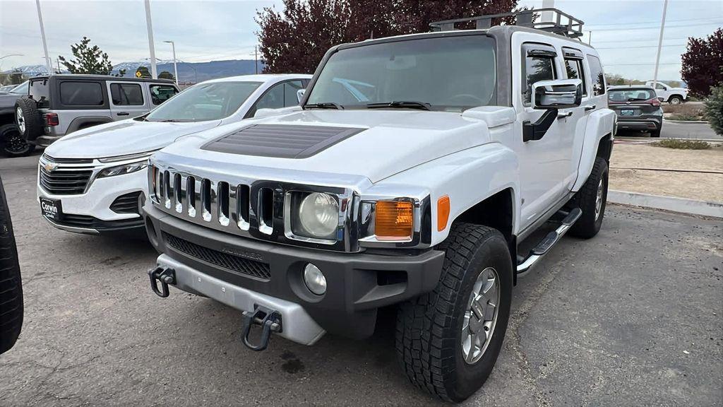 used 2009 Hummer H3 car, priced at $24,980