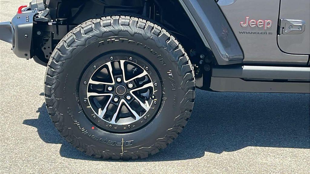 new 2026 Jeep Wrangler car, priced at $61,579