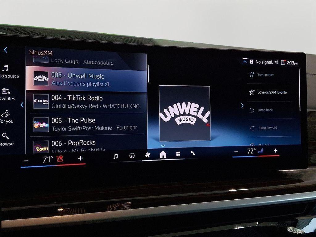 used 2025 BMW X7 car, priced at $72,500