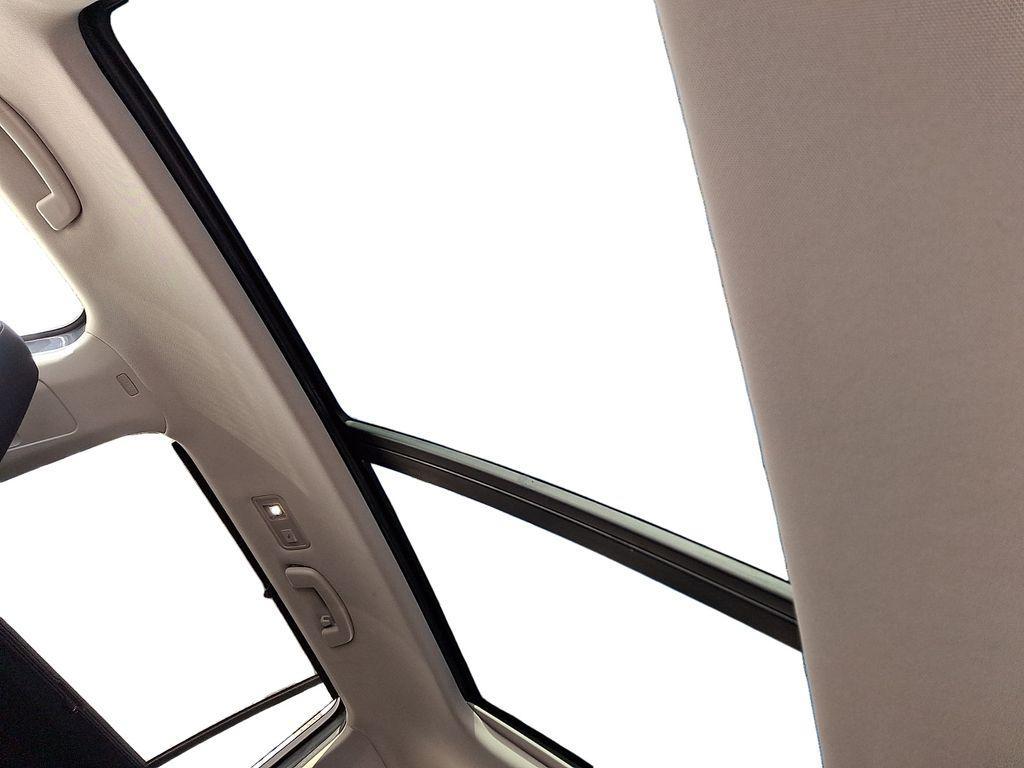 used 2021 Volkswagen Atlas car, priced at $21,500