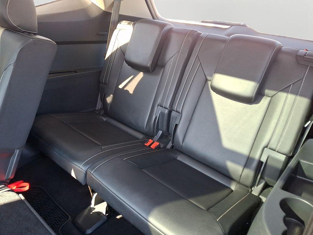 used 2021 Volkswagen Atlas car, priced at $21,500