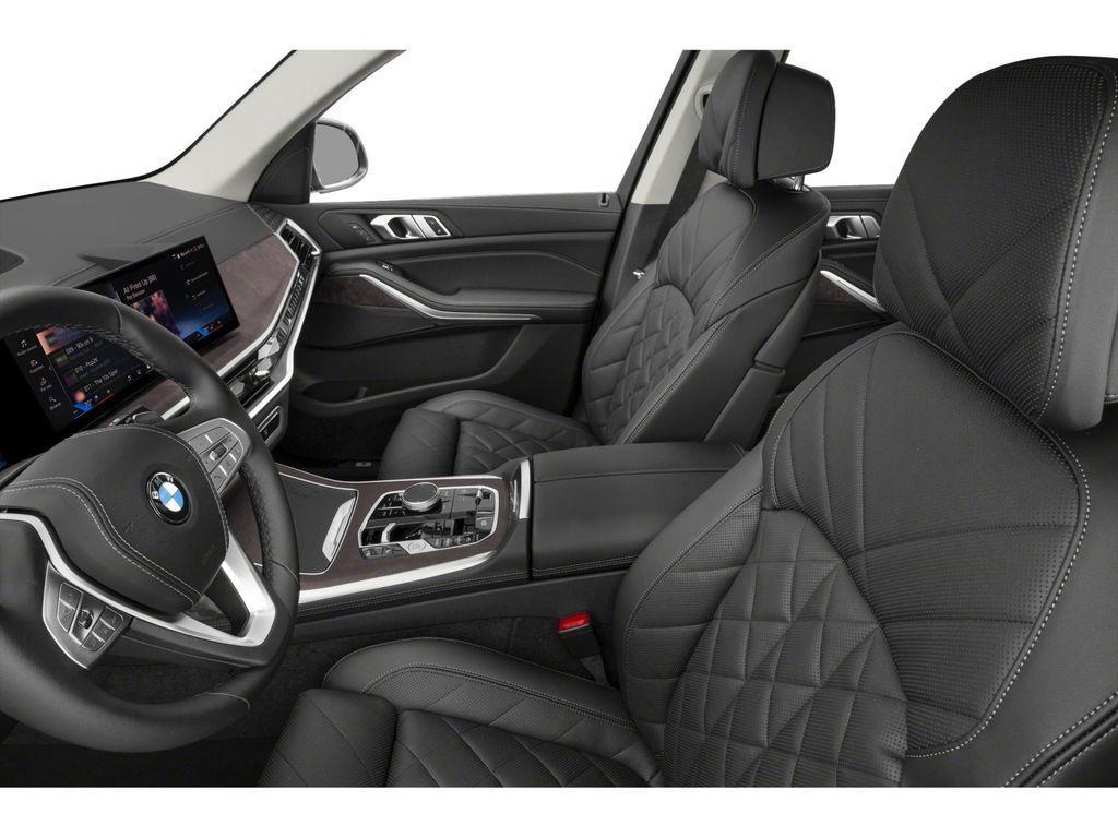 new 2026 BMW X7 car, priced at $101,325