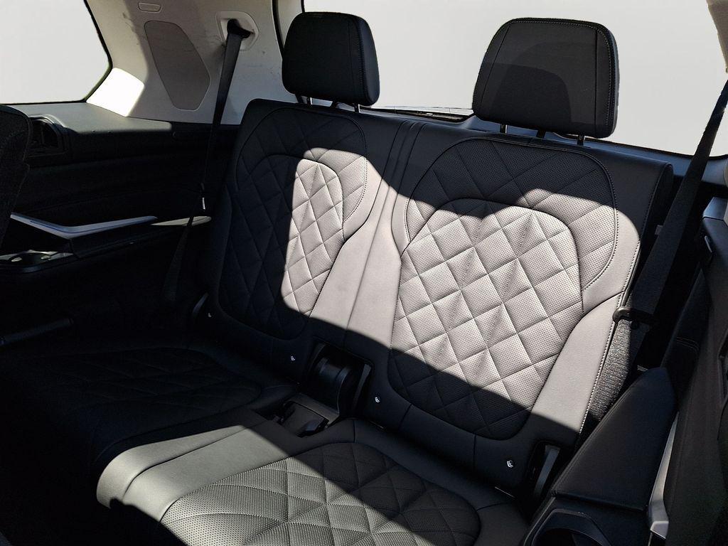 used 2025 BMW X7 car, priced at $68,000