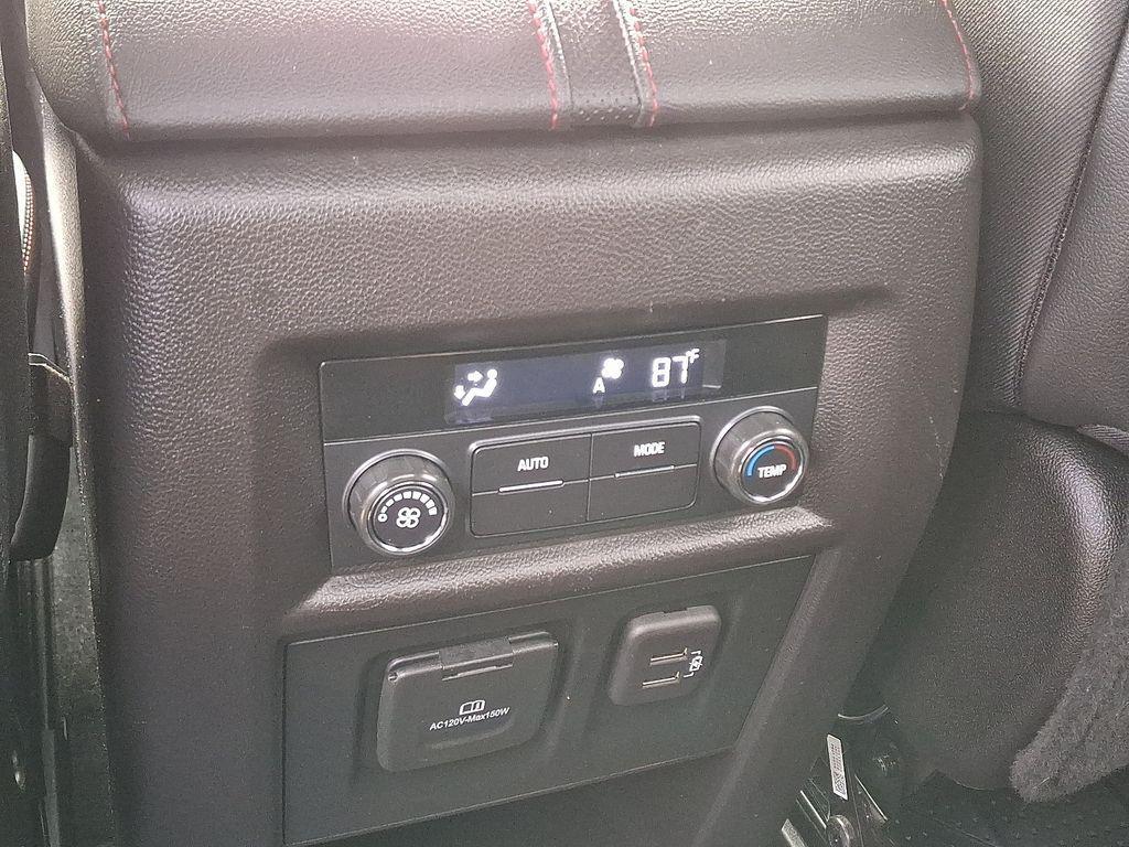 used 2022 Chevrolet Traverse car, priced at $27,500