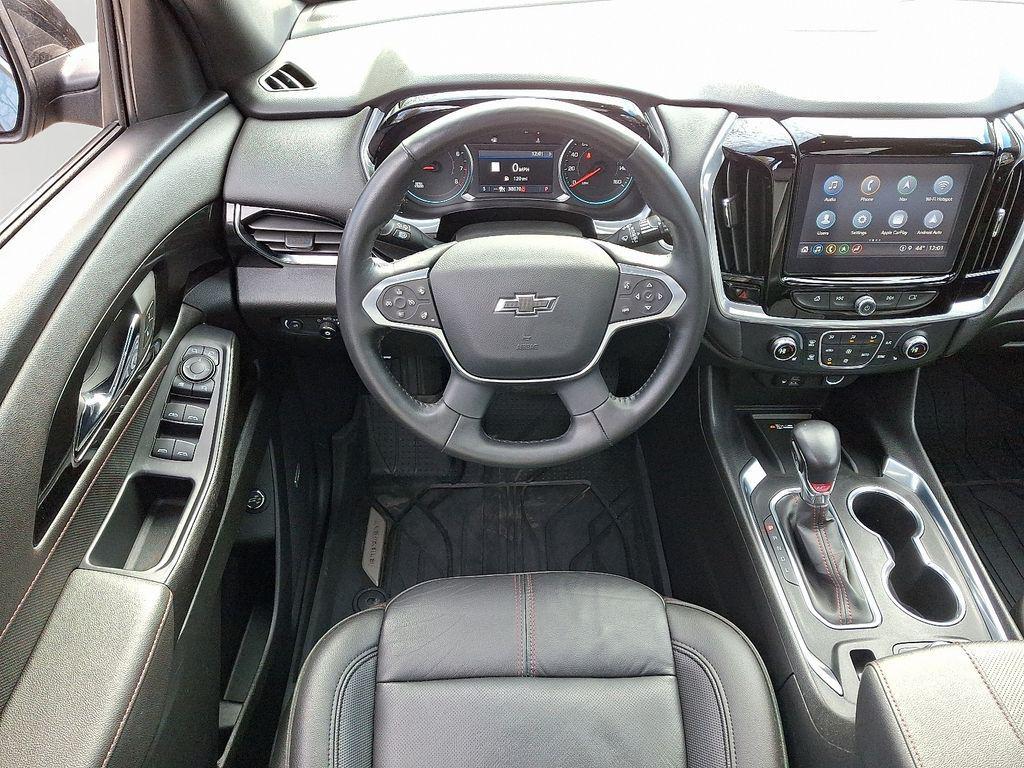 used 2022 Chevrolet Traverse car, priced at $27,500