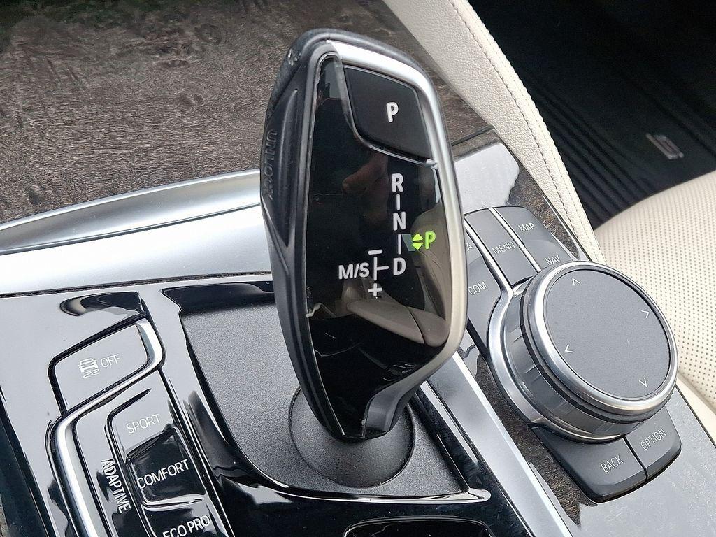 used 2021 BMW M550 car, priced at $40,000