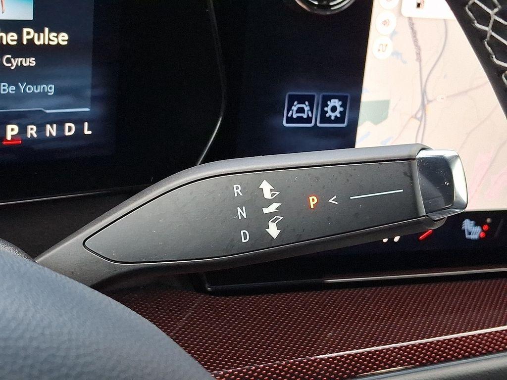 used 2025 Chevrolet Traverse car, priced at $42,700