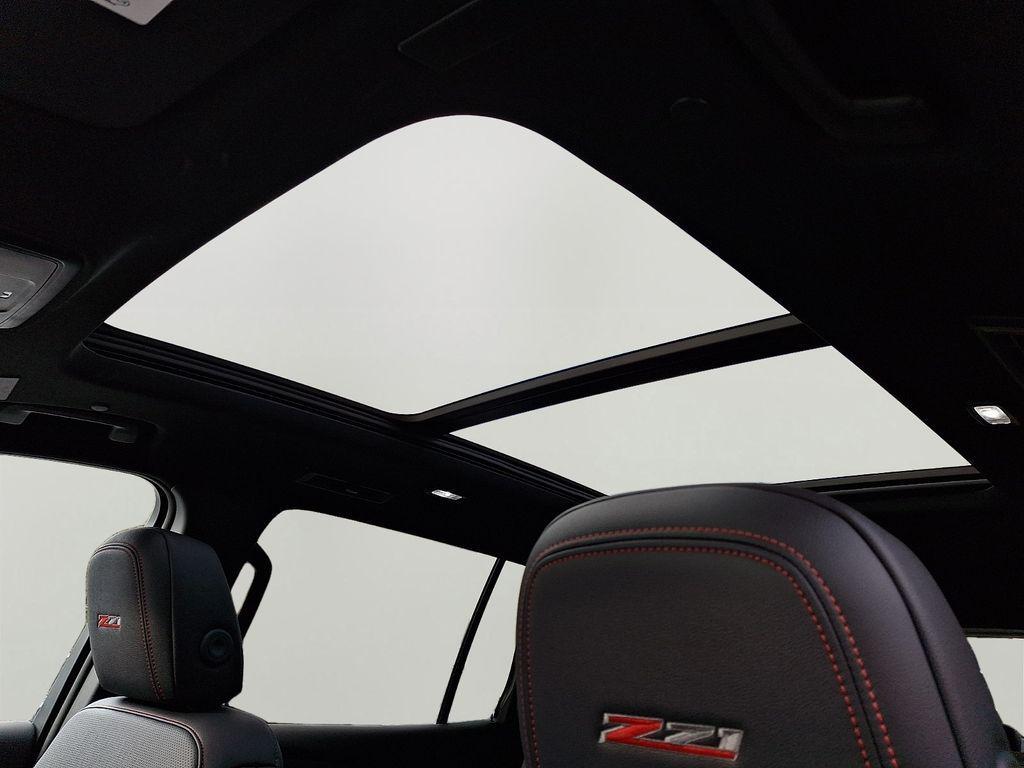 used 2025 Chevrolet Traverse car, priced at $42,700