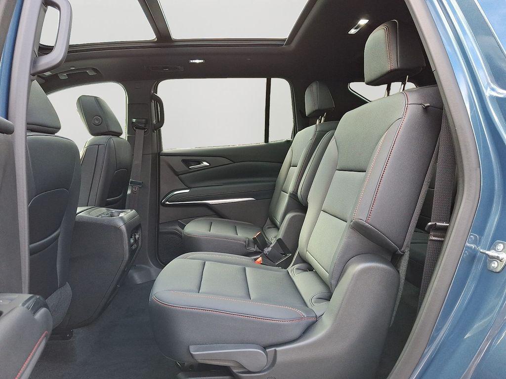 used 2025 Chevrolet Traverse car, priced at $42,700