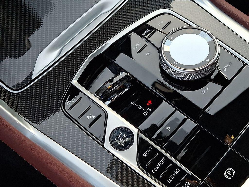 new 2025 BMW X6 car, priced at $106,675