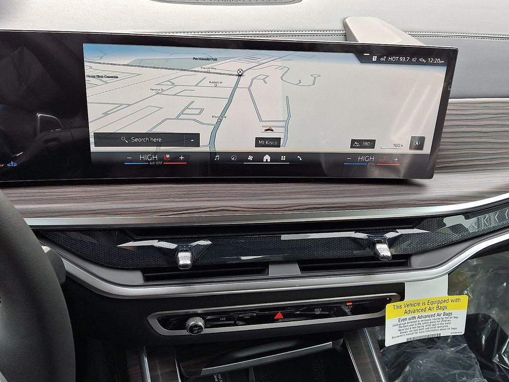 new 2026 BMW X7 car, priced at $91,405