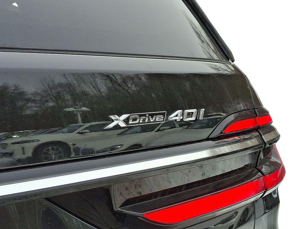 new 2026 BMW X7 car, priced at $91,405