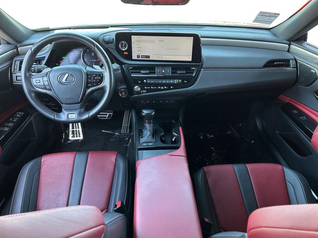 used 2024 Lexus ES 300h car, priced at $41,299
