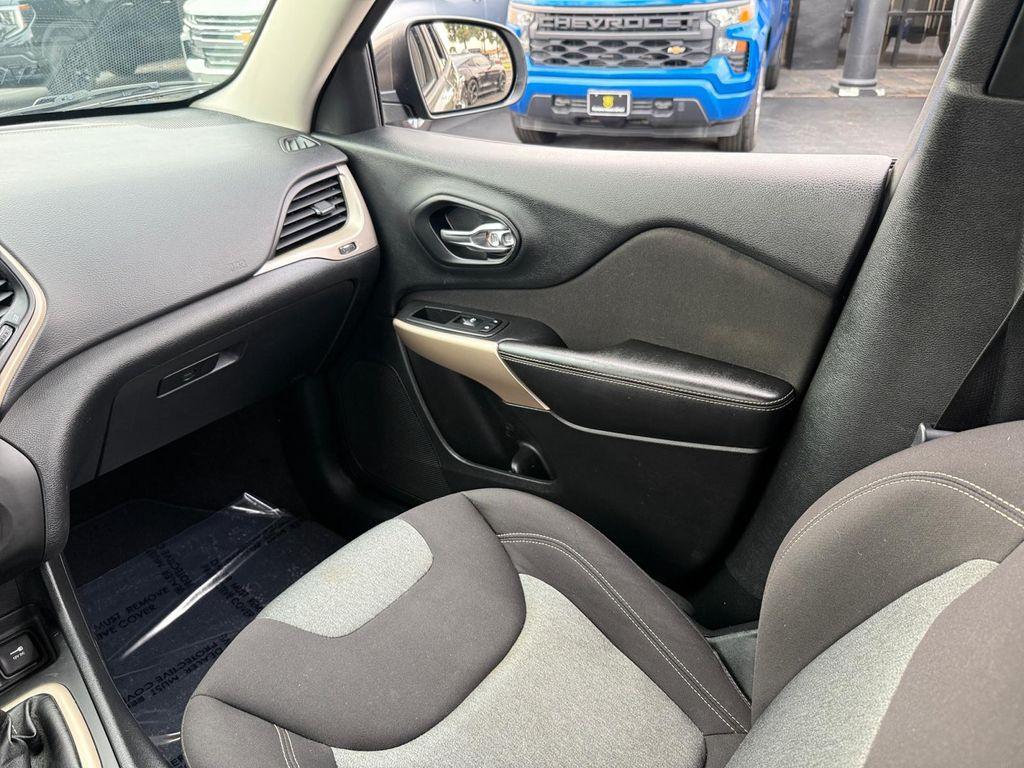 used 2018 Jeep Cherokee car, priced at $10,899