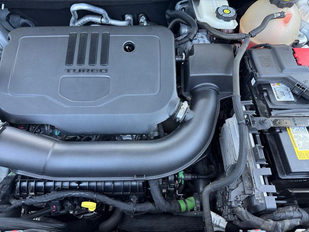 used 2022 GMC Acadia car, priced at $26,599