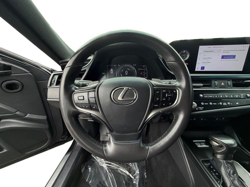 used 2024 Lexus ES 300h car, priced at $37,599