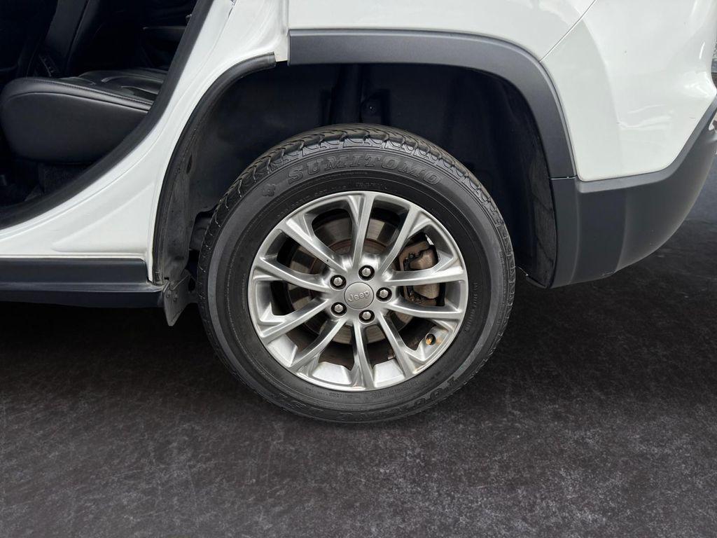 used 2019 Jeep Cherokee car, priced at $15,999