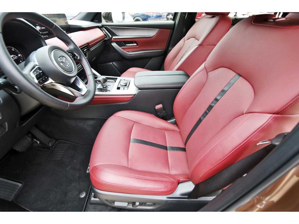 used 2025 Mazda CX-70 car, priced at $39,998