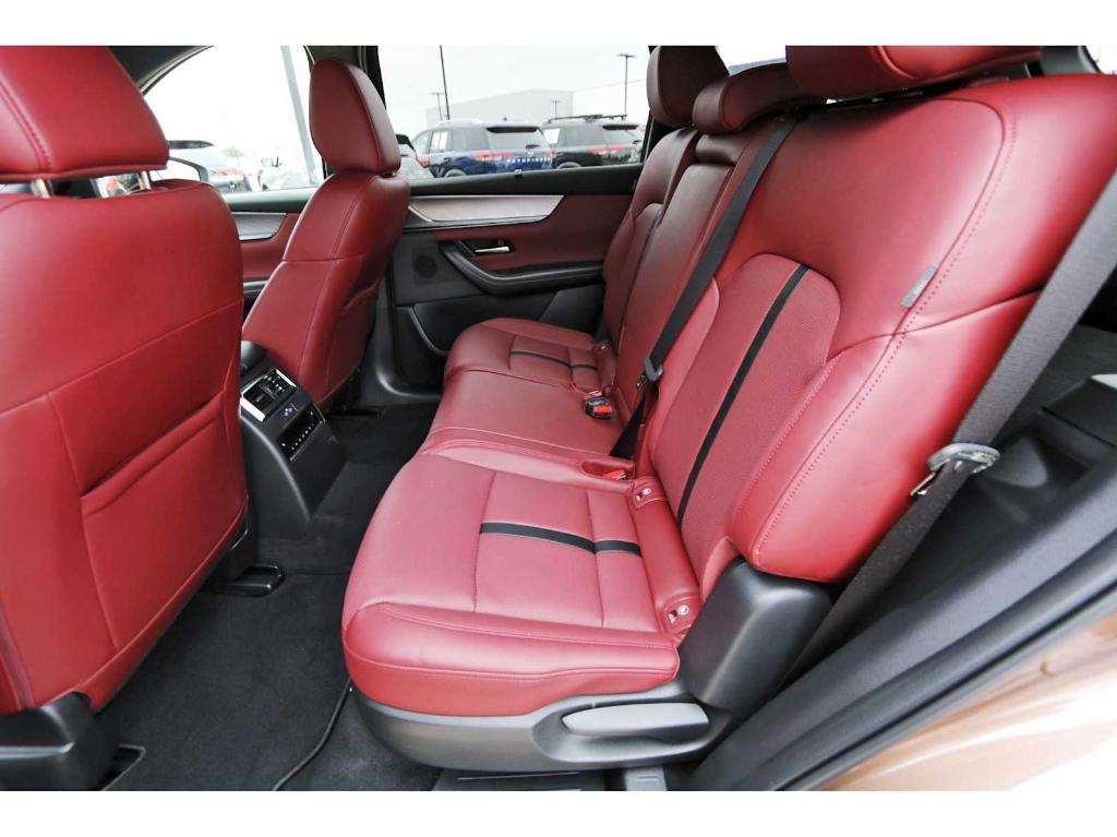 used 2025 Mazda CX-70 car, priced at $39,998