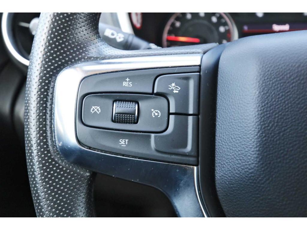 used 2025 Chevrolet Blazer car, priced at $26,998