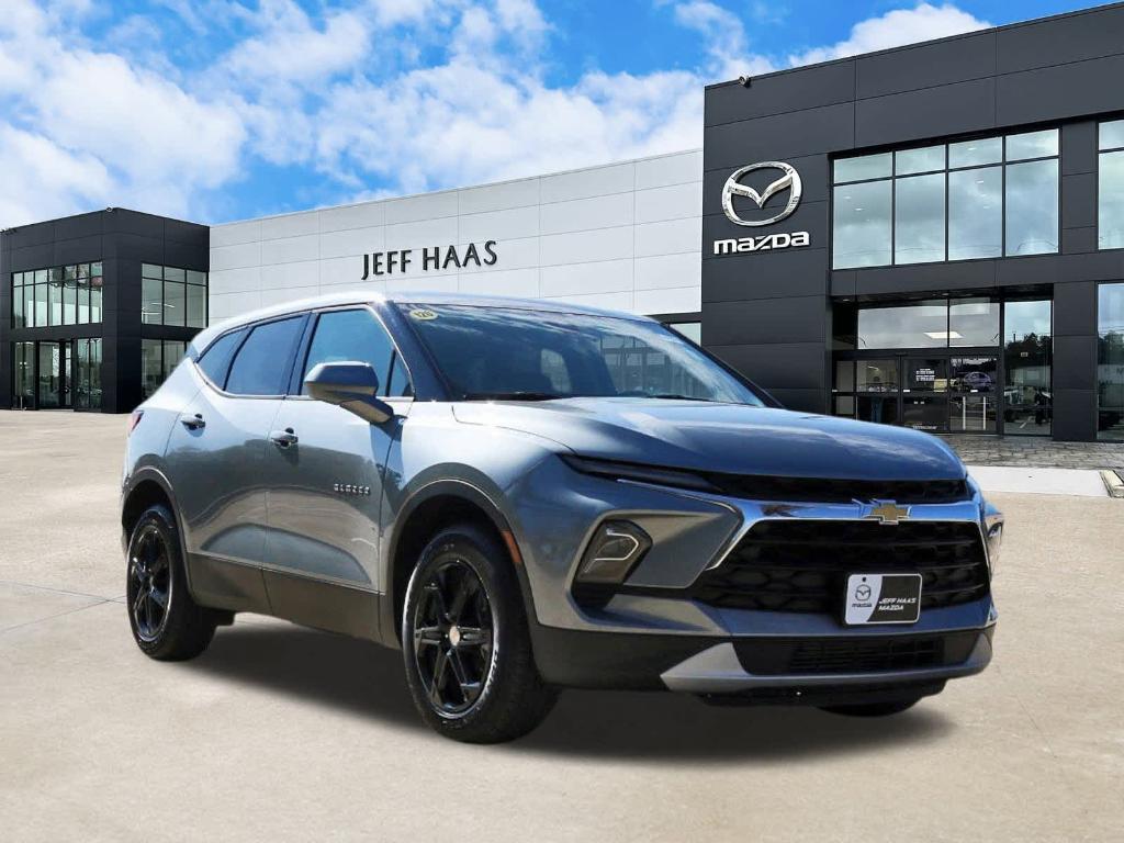 used 2025 Chevrolet Blazer car, priced at $26,998