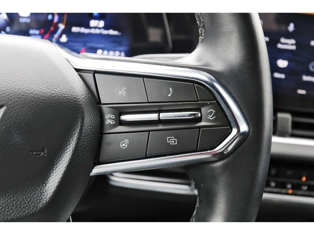 used 2025 Chevrolet Equinox car, priced at $24,499