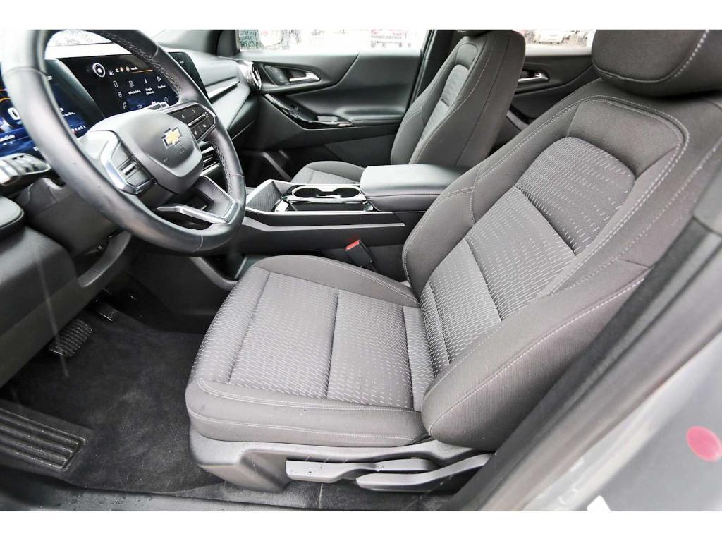 used 2025 Chevrolet Equinox car, priced at $24,499