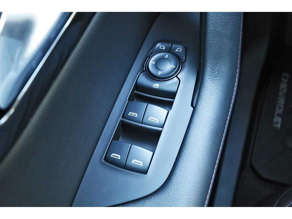 used 2025 Chevrolet Blazer car, priced at $30,998