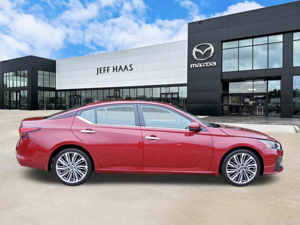 used 2025 Nissan Altima car, priced at $24,998