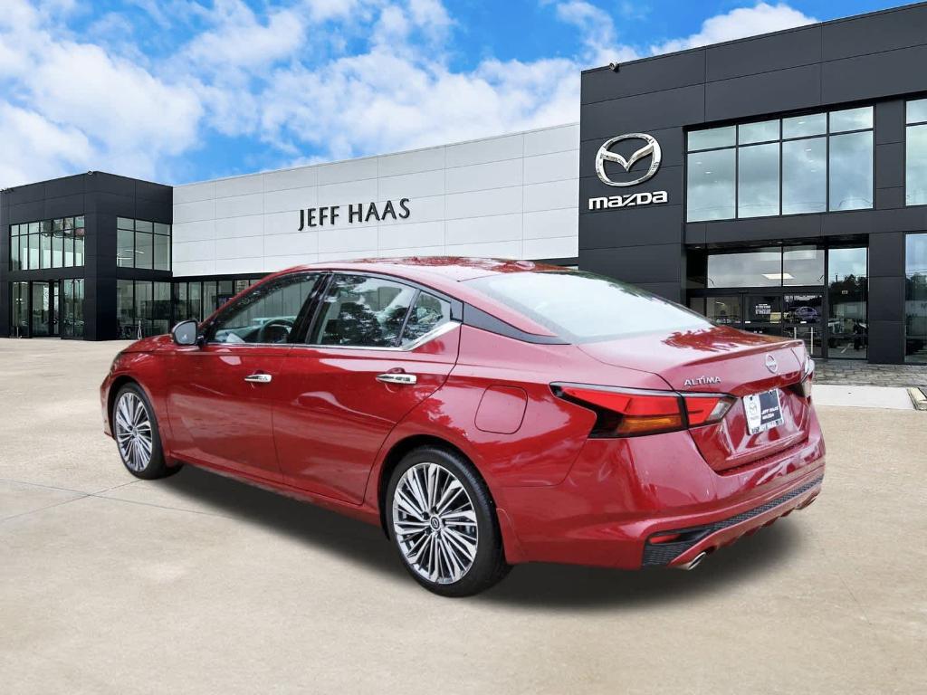 used 2025 Nissan Altima car, priced at $24,998