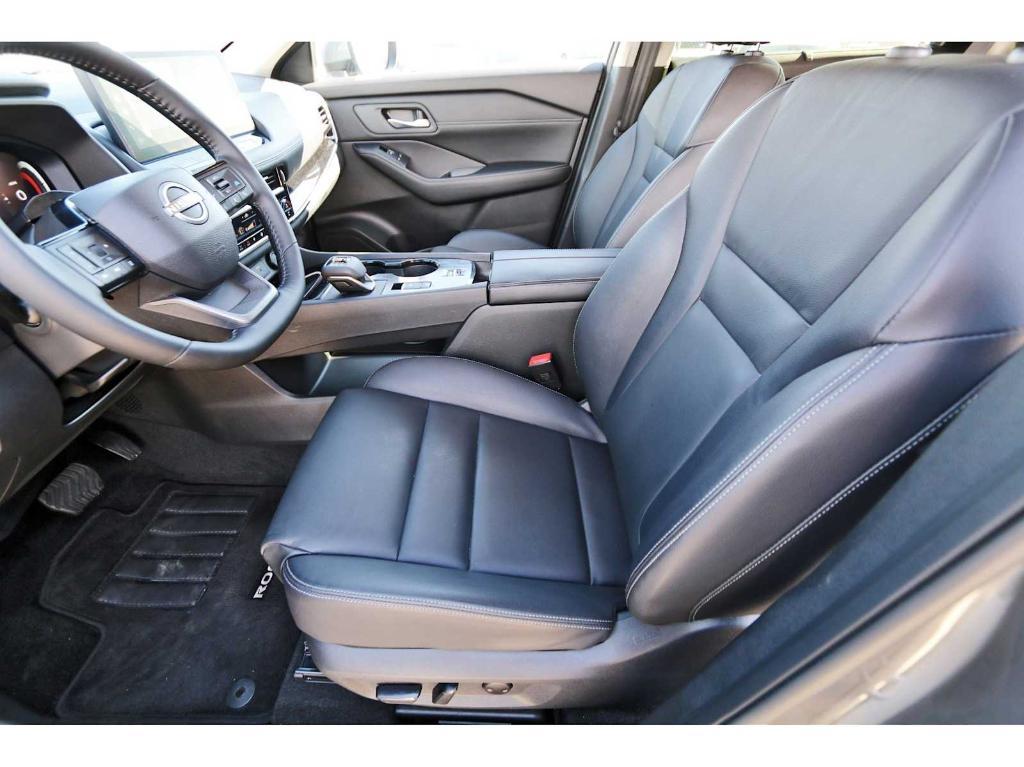 used 2025 Nissan Rogue car, priced at $26,998