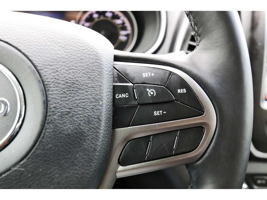 used 2021 Jeep Cherokee car, priced at $18,499