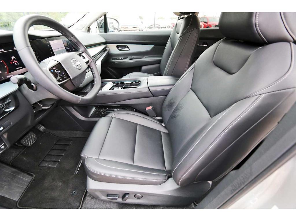 used 2025 Nissan Murano car, priced at $32,998