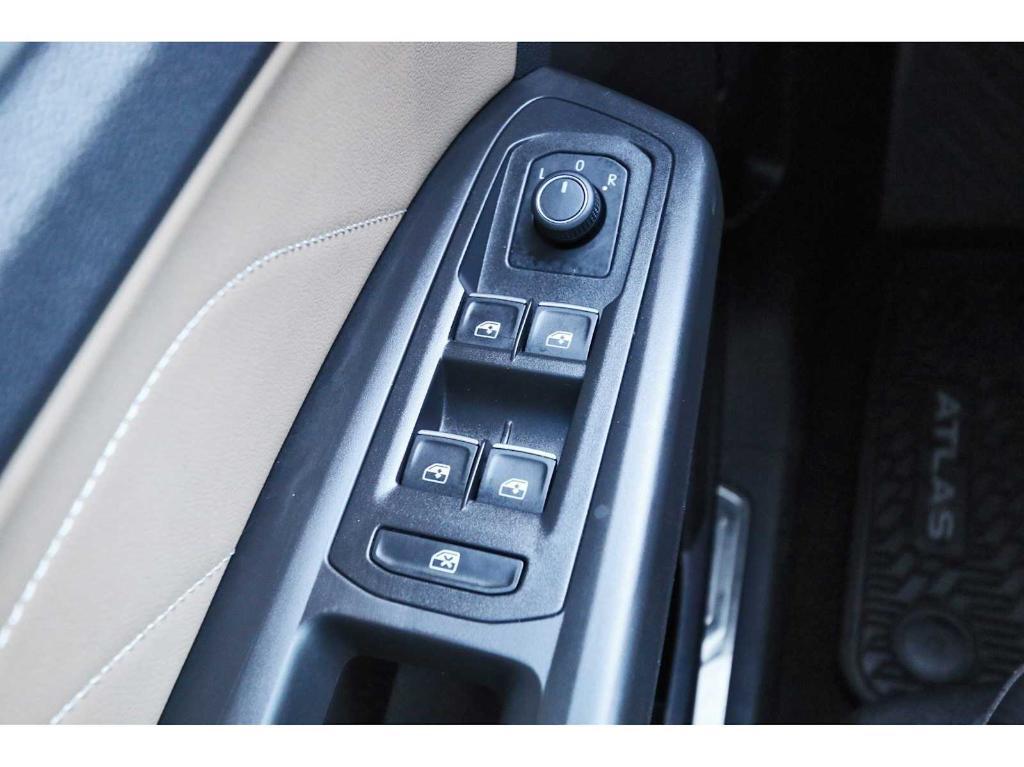 used 2022 Volkswagen Atlas Cross Sport car, priced at $23,998