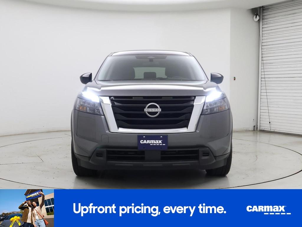used 2024 Nissan Pathfinder car, priced at $26,998