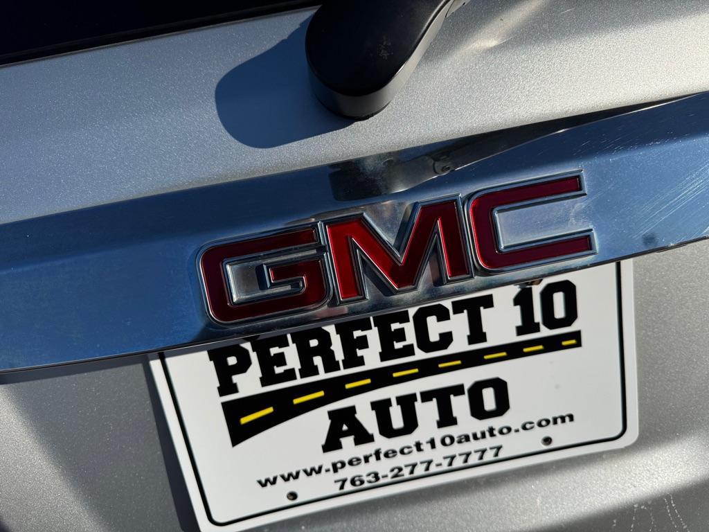 used 2015 GMC Acadia car, priced at $9,995