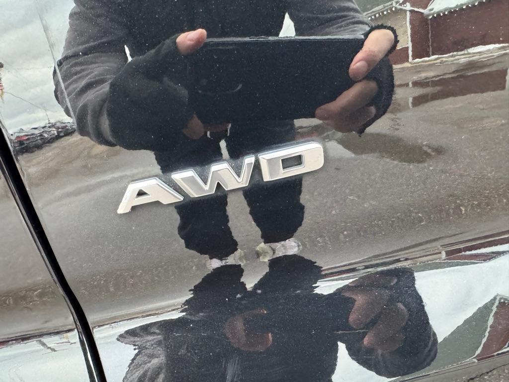 used 2019 Cadillac XT4 car, priced at $11,995