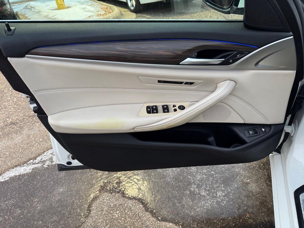 used 2018 BMW 530e car