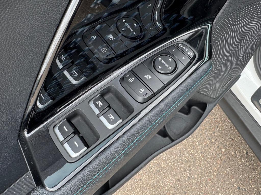 used 2022 Kia Niro EV car, priced at $20,495