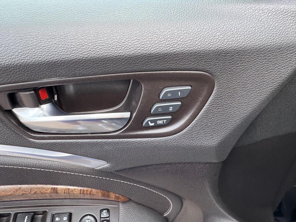 used 2019 Acura MDX car, priced at $20,995