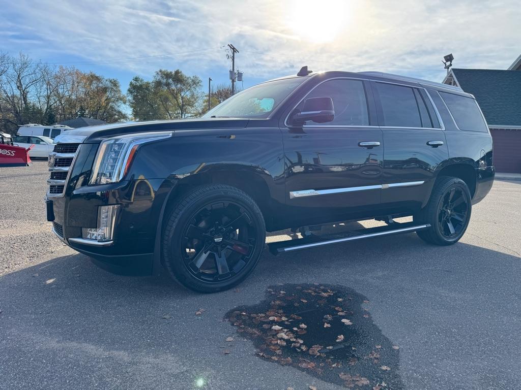 used 2017 Cadillac Escalade car, priced at $23,995