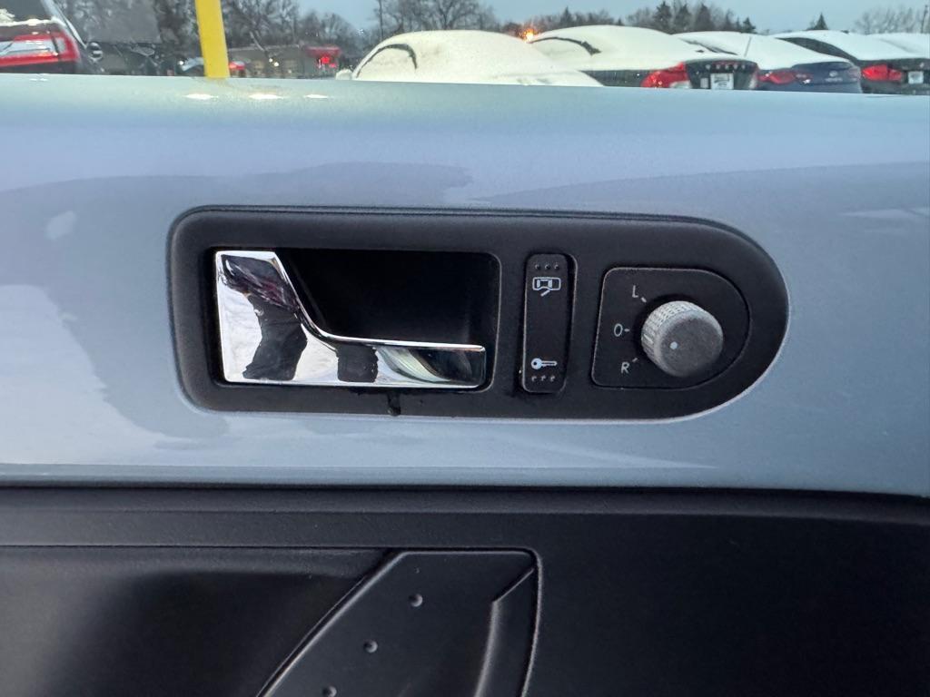 used 2009 Volkswagen New Beetle car, priced at $8,495