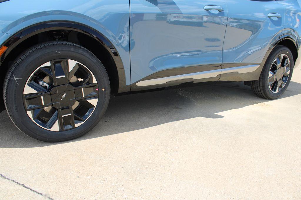 new 2026 Kia Sportage Hybrid car, priced at $42,305