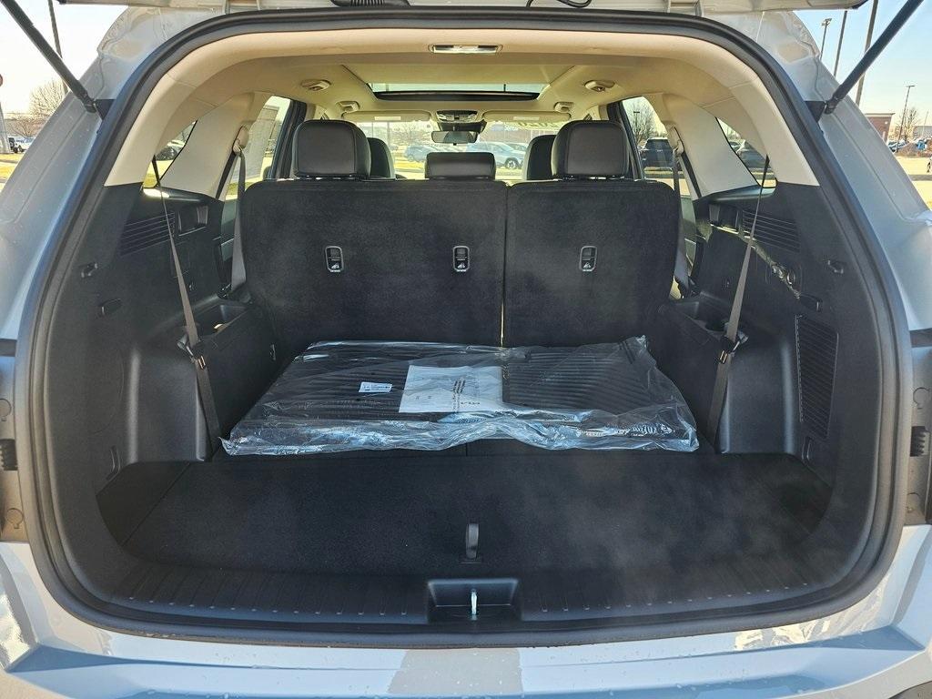 new 2026 Kia Sorento car, priced at $38,845