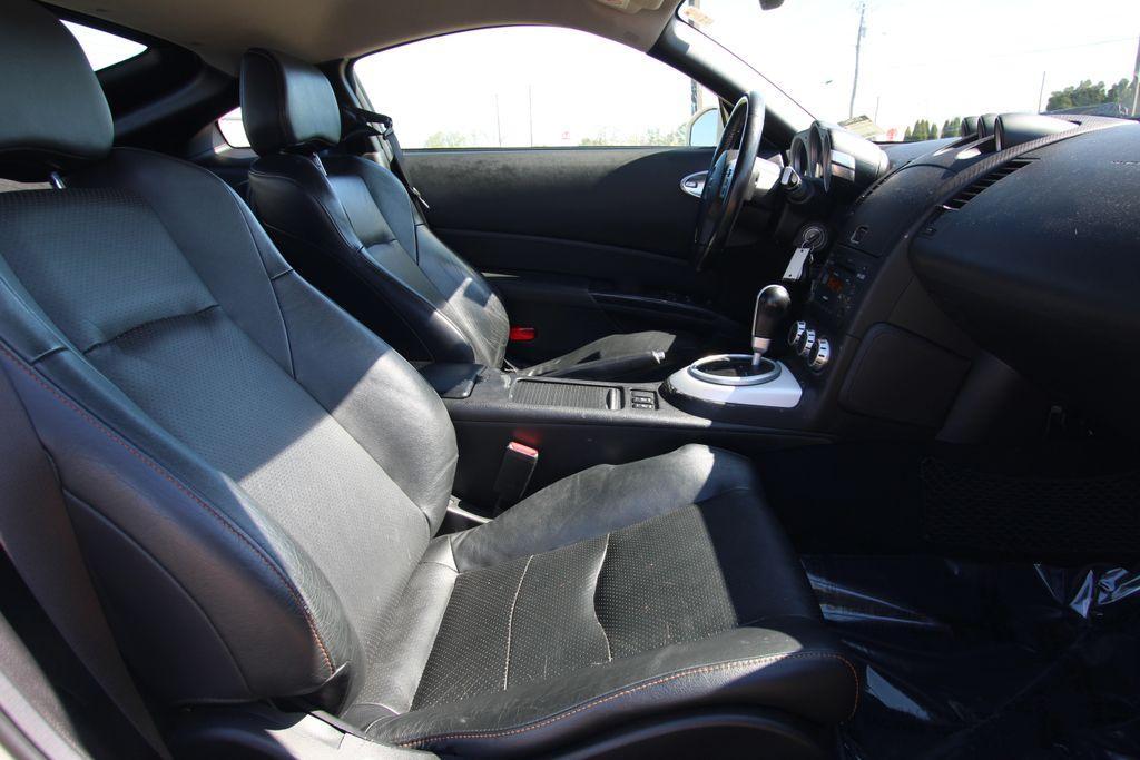 used 2006 Nissan 350Z car, priced at $13,111