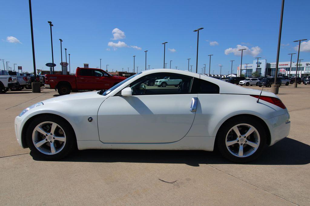 used 2006 Nissan 350Z car, priced at $13,111